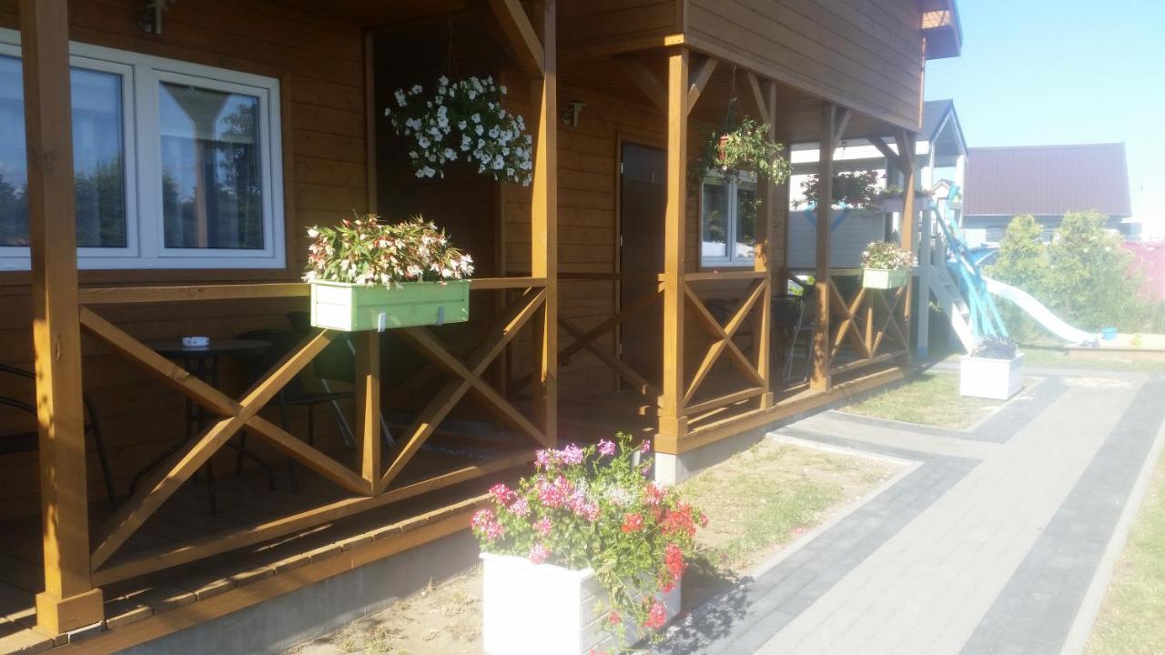 Domki Letniskowe Turkus Rewal Esterno foto